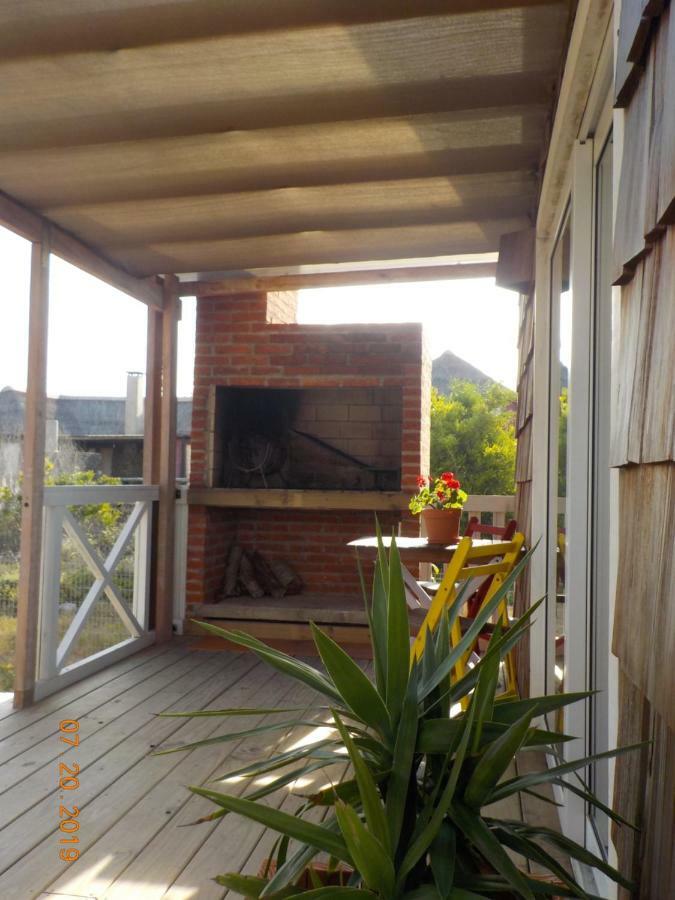Las Escamadas Ecocottage Punta Del Diablo Exterior photo